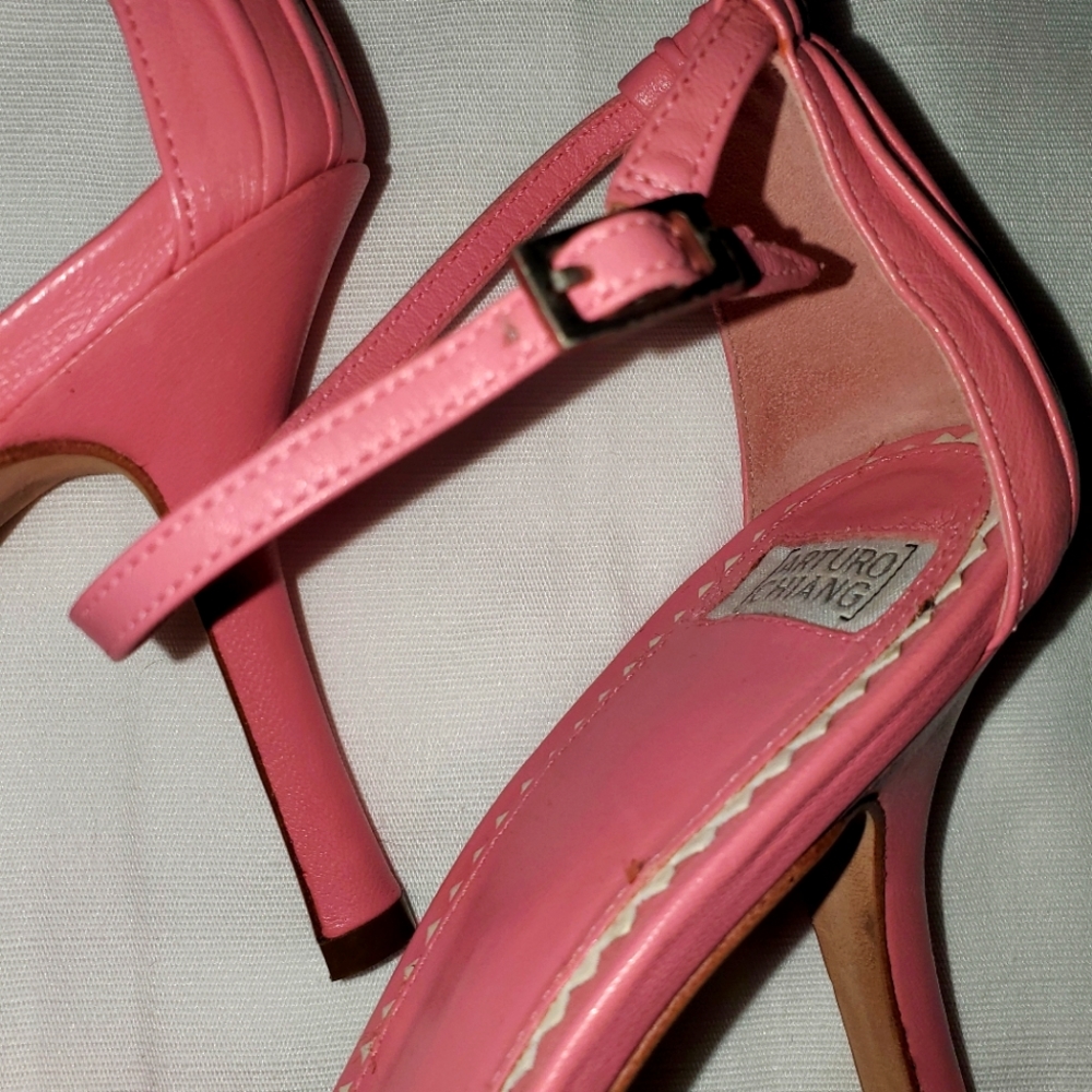 Strappy Sandals - Picture 4 of 6